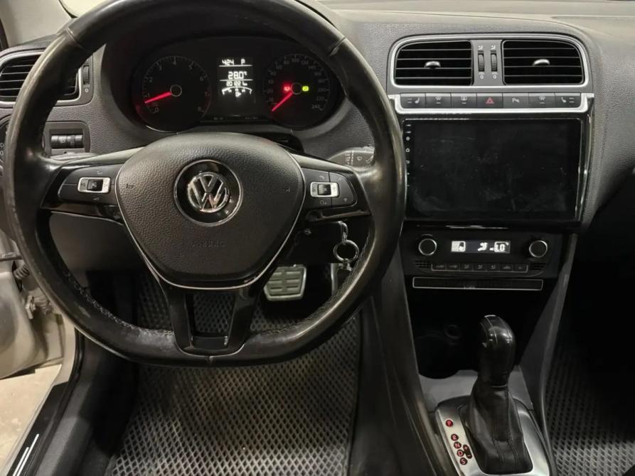 Volkswagen Polo V Саратов  - изображение 10