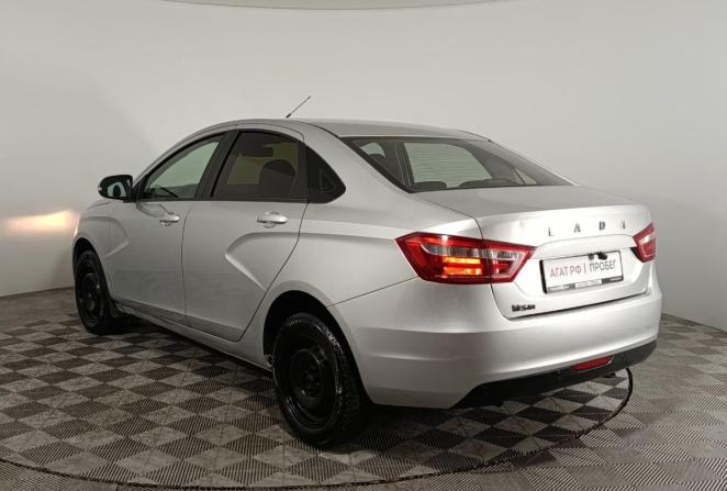 Lada (ВАЗ) Vesta I с пробегом 2018 года, цена 690 000 рублей, 118180 км, седан, Автокод Объявления