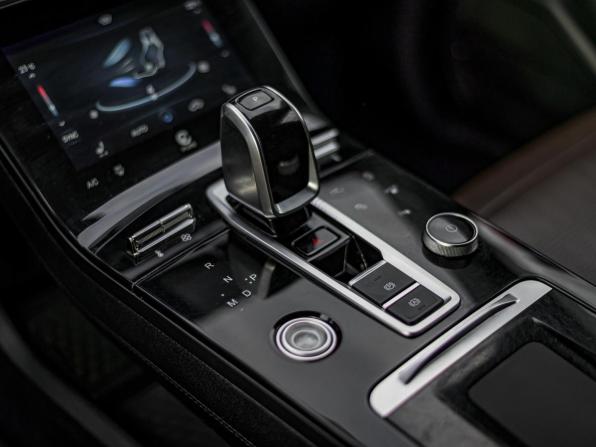 Chery Tiggo 8 Pro I с пробегом 2022 года, цена 1 744 000 рублей, 124836 км, внедорожник, Автокод Объявления