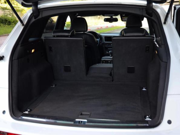 Audi Q5 I (8R) Рестайлинг с пробегом 2012 года, цена 2 699 000 рублей, 160900 км, внедорожник, Автокод Объявления