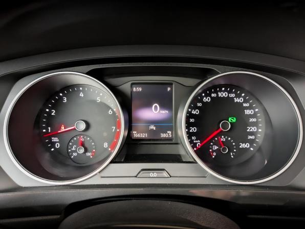 Volkswagen Tiguan II Рестайлинг с пробегом 2021 года, цена 2 150 000 рублей, 166321 км, внедорожник, Автокод Объявления