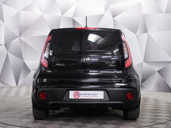Kia Soul II Рестайлинг с пробегом 2017 года, цена 1 644 000 рублей, 105000 км, хэтчбек, Автокод Объявления