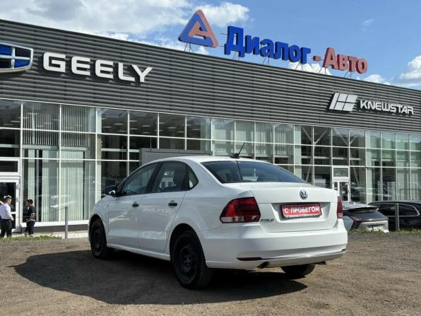 Volkswagen Polo V Рестайлинг с пробегом 2017 года, цена 1 050 000 рублей, 147581 км, седан, Автокод Объявления