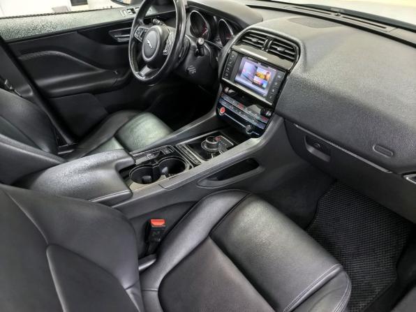 Jaguar F-Pace I с пробегом 2016 года, цена 2 380 000 рублей, 145000 км, внедорожник, Автокод Объявления