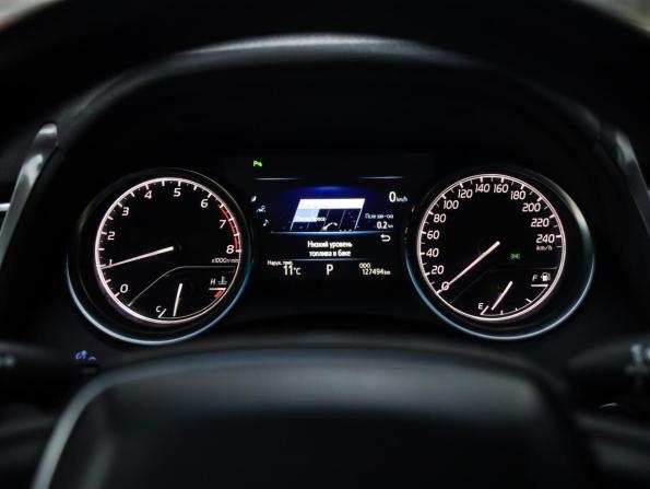 Toyota Camry VIII (XV70) с пробегом 2019 года, цена 2 689 000 рублей, 127000 км, седан, Автокод Объявления