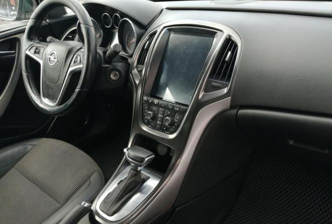 Opel Astra J Рестайлинг с пробегом 2012 года, цена 760 000 рублей, 151800 км, хэтчбек, Автокод Объявления