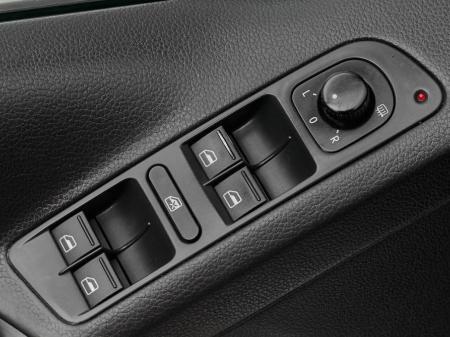 Volkswagen Tiguan I Рестайлинг Екатеринбург  - изображение 20