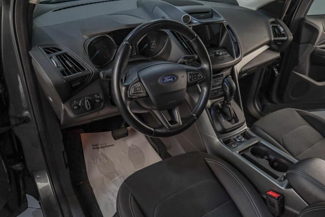 Ford Kuga II Рестайлинг с пробегом 2018 года, цена 1 699 000 рублей, 135000 км, внедорожник, Автокод Объявления