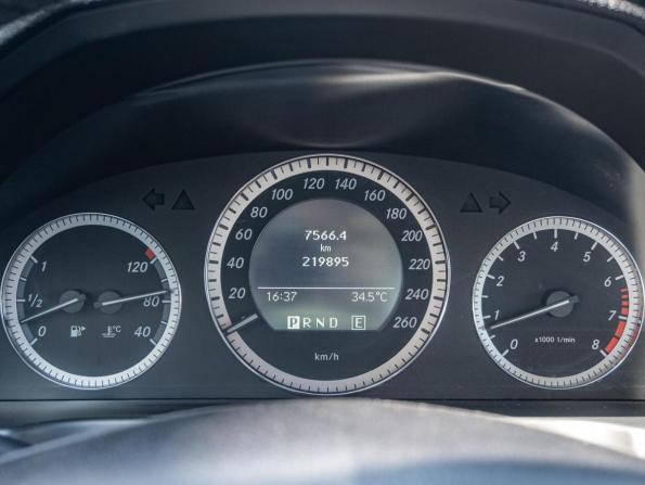 Mercedes-Benz C-Класс III (W204) с пробегом 2010 года, цена 955 000 рублей, 219895 км, седан, Автокод Объявления