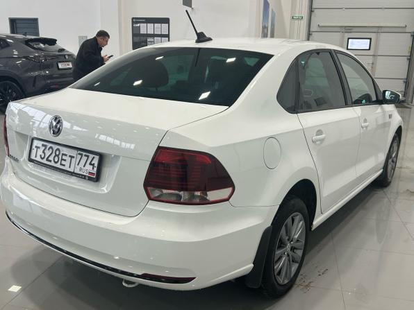 Volkswagen Polo V Рестайлинг с пробегом 2019 года, цена 999 000 рублей, 227000 км, седан, Автокод Объявления