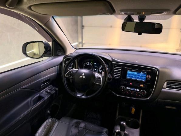 Mitsubishi Outlander III с пробегом 2014 года, цена 1 319 000 рублей, 120642 км, внедорожник, Автокод Объявления