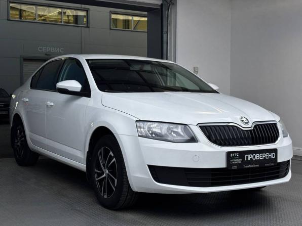 Skoda Octavia III (A7) с пробегом 2016 года, цена 1 399 000 рублей, 123085 км, лифтбек, Автокод Объявления