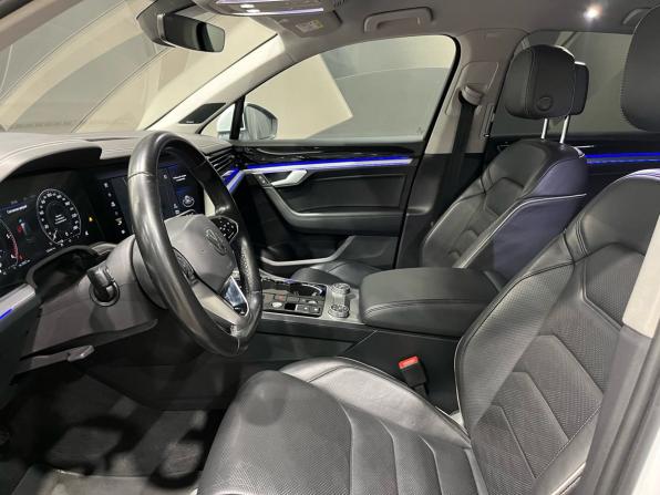Volkswagen Touareg III с пробегом 2021 года, цена 6 050 000 рублей, 134546 км, внедорожник, Автокод Объявления