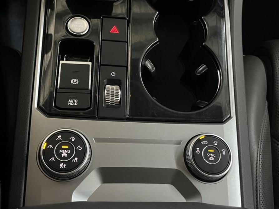 Volkswagen Touareg III Курск  - изображение 17