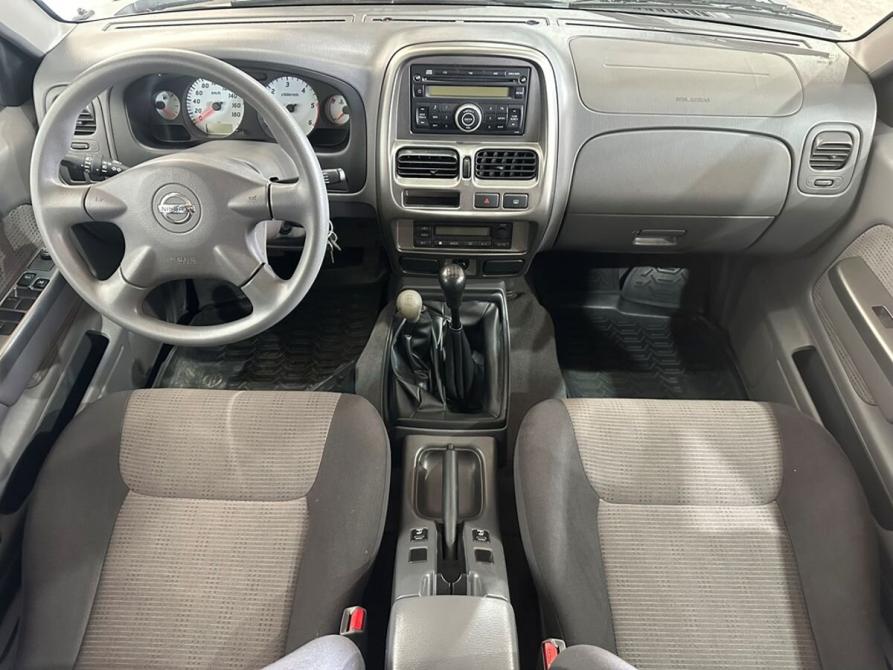 Nissan NP300 Москва  - изображение 9