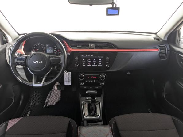 Kia Rio IV Рестайлинг с пробегом 2021 года, цена 1 795 000 рублей, 74971 км, хэтчбек, Автокод Объявления