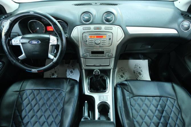 Ford Mondeo IV Рестайлинг с пробегом 2010 года, цена 699 000 рублей, 230000 км, седан, Автокод Объявления