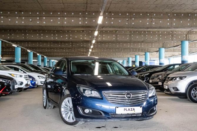 Opel Insignia I Рестайлинг с пробегом 2014 года, цена 1 349 000 рублей, 133799 км, седан, Автокод Объявления
