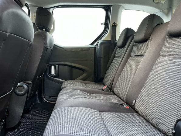 Peugeot Partner II Рестайлинг с пробегом 2013 года, цена 590 000 рублей, 311923 км, компактвэн, Автокод Объявления