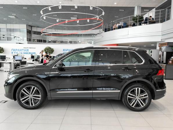 Volkswagen Tiguan II Рестайлинг с пробегом 2021 года, цена 3 700 000 рублей, 69650 км, внедорожник, Автокод Объявления