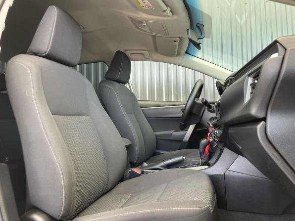 Toyota Corolla XI (E160 E170 E180) с пробегом 2013 года, цена 1 325 000 рублей, 157697 км, седан, Автокод Объявления