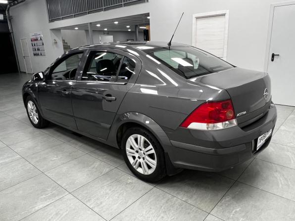 Opel Astra H Рестайлинг с пробегом 2011 года, цена 699 000 рублей, 122000 км, седан, Автокод Объявления