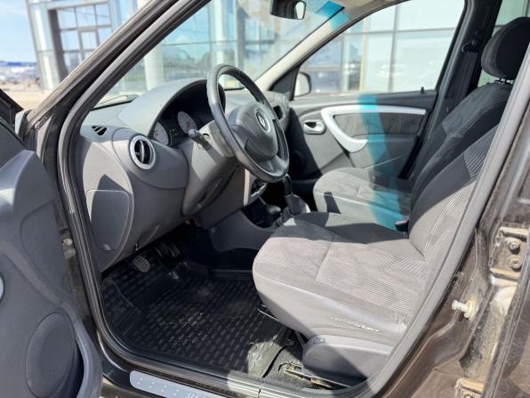 Renault Logan I Рестайлинг с пробегом 2014 года, цена 475 000 рублей, 167077 км, седан, Автокод Объявления