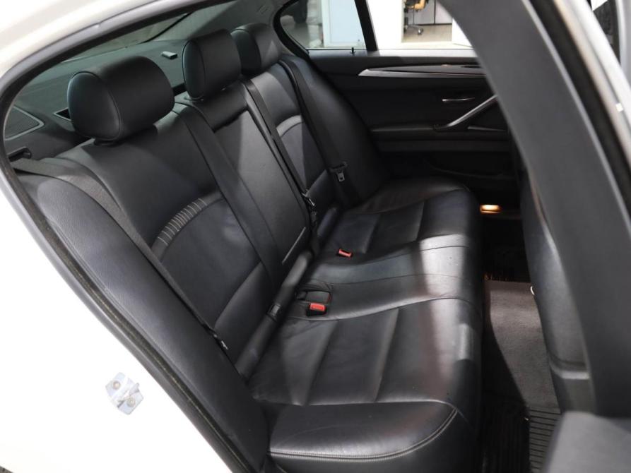 BMW 5 серии VI (F10/F11/F07) Рестайлинг Ростов-на-Дону  - изображение 7