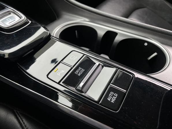 Hyundai Sonata VIII (DN8) с пробегом 2022 года, цена 2 570 000 рублей, 73115 км, седан, Автокод Объявления