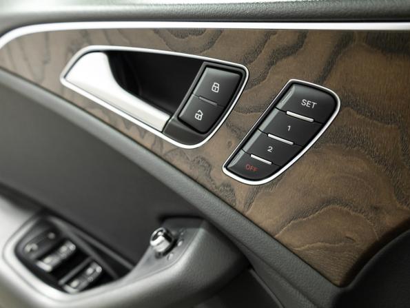 Audi A6 IV (C7) с пробегом 2013 года, цена 1 379 700 рублей, 180677 км, седан, Автокод Объявления