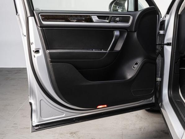 Volkswagen Touareg II с пробегом 2012 года, цена 2 080 000 рублей, 189757 км, внедорожник, Автокод Объявления