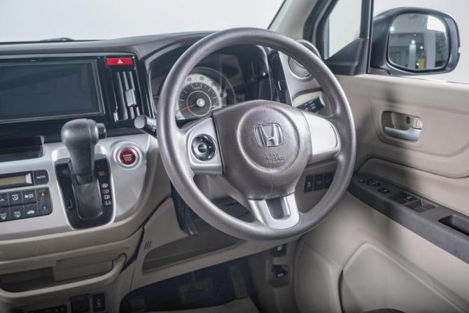 Honda N-WGN I Рестайлинг с пробегом 2018 года, цена 759 000 рублей, 89858 км, хэтчбек, Автокод Объявления