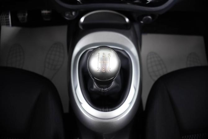 Nissan Juke I Рестайлинг с пробегом 2015 года, цена 1 199 000 рублей, 72593 км, внедорожник, Автокод Объявления