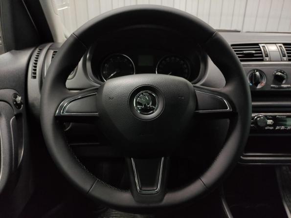 Skoda Roomster I Рестайлинг с пробегом 2014 года, цена 635 000 рублей, 135250 км, минивэн, Автокод Объявления