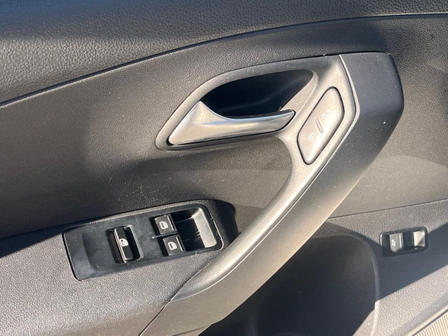 Volkswagen Polo V Курган  - изображение 8