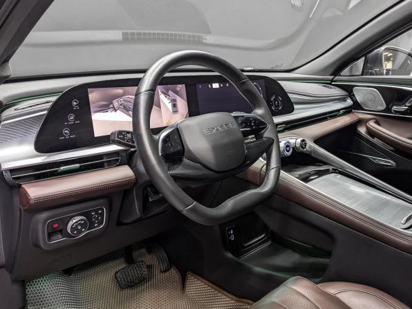 Exeed TXL I Рестайлинг 2 с пробегом 2024 года, цена 2 700 000 рублей, 20732 км, внедорожник, Автокод Объявления