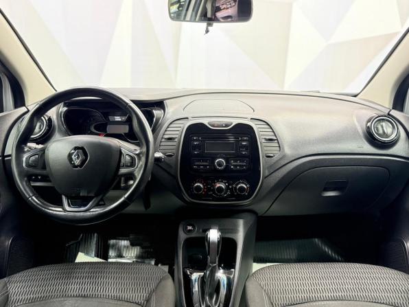 Renault Kaptur I с пробегом 2017 года, цена 1 330 000 рублей, 74741 км, внедорожник, Автокод Объявления