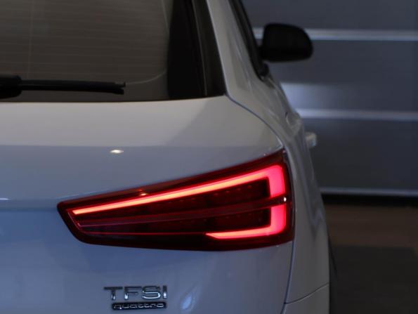 Audi Q3 I (8U) Рестайлинг с пробегом 2018 года, цена 1 897 000 рублей, 201101 км, внедорожник, Автокод Объявления