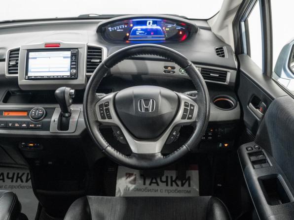 Honda Freed I Рестайлинг с пробегом 2012 года, цена 928 500 рублей, 210681 км, компактвэн, Автокод Объявления