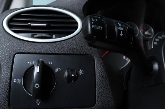 Ford Focus II с пробегом 2008 года, цена 579 000 рублей, 219000 км, седан, Автокод Объявления