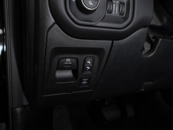 Ram 1500 V Рестайлинг с пробегом 2024 года, цена 11 200 000 рублей, 40 км, пикап, Автокод Объявления