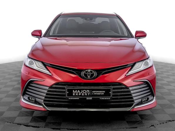Toyota Camry VIII (XV70) Рестайлинг с пробегом 2021 года, цена 3 300 000 рублей, 53464 км, седан, Автокод Объявления