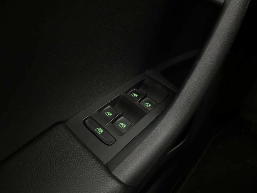Skoda Octavia III (A7) Рестайлинг Псков  - изображение 18