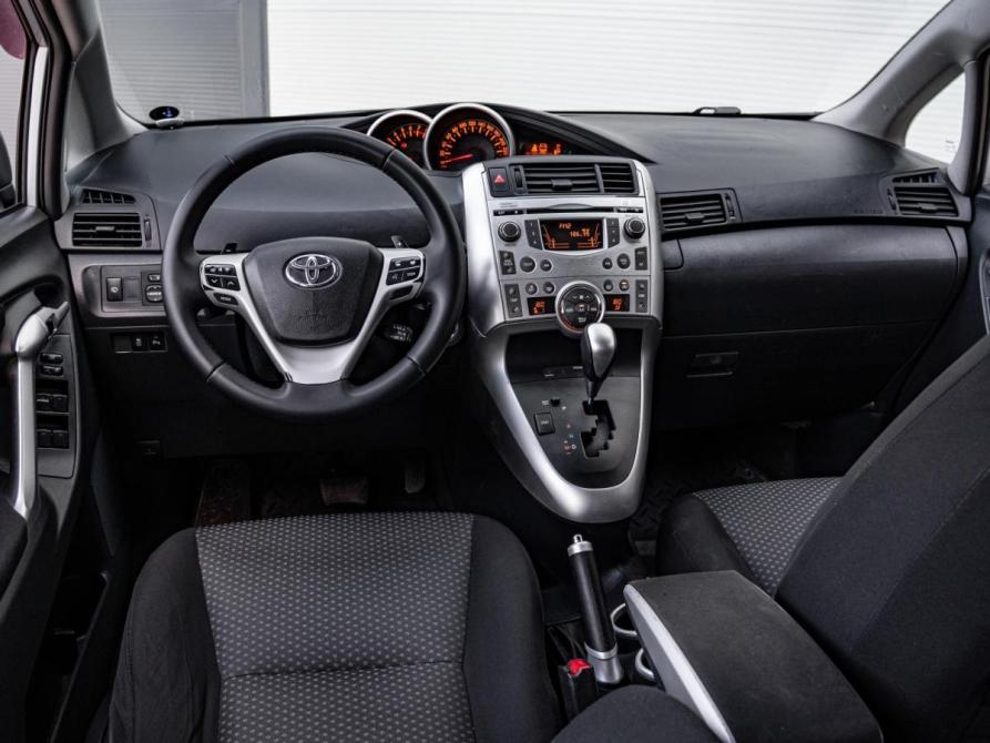 Toyota Verso I Краснодар  - изображение 6