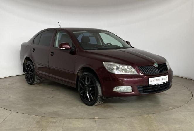 Skoda Octavia II (A5) Рестайлинг с пробегом 2012 года, цена 835 000 рублей, 274560 км, лифтбек, Автокод Объявления