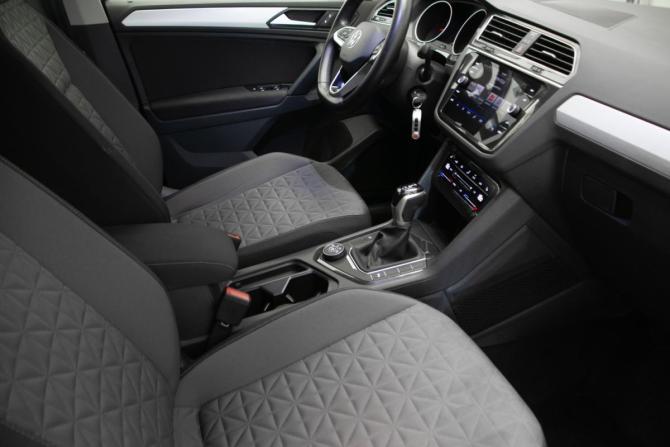 Volkswagen Tiguan II Рестайлинг с пробегом 2021 года, цена 3 750 000 рублей, 38434 км, внедорожник, Автокод Объявления
