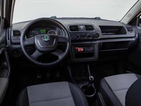 Skoda Fabia II Рестайлинг с пробегом 2013 года, цена 635 000 рублей, 174120 км, хэтчбек, Автокод Объявления