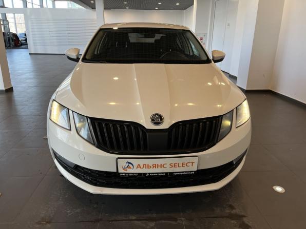 Skoda Octavia III (A7) Рестайлинг с пробегом 2017 года, цена 1 600 000 рублей, 159477 км, лифтбек, Автокод Объявления