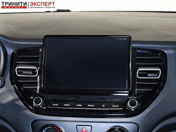 Hyundai Solaris II Рестайлинг с пробегом 2020 года, цена 1 657 000 рублей, 74380 км, седан, Автокод Объявления