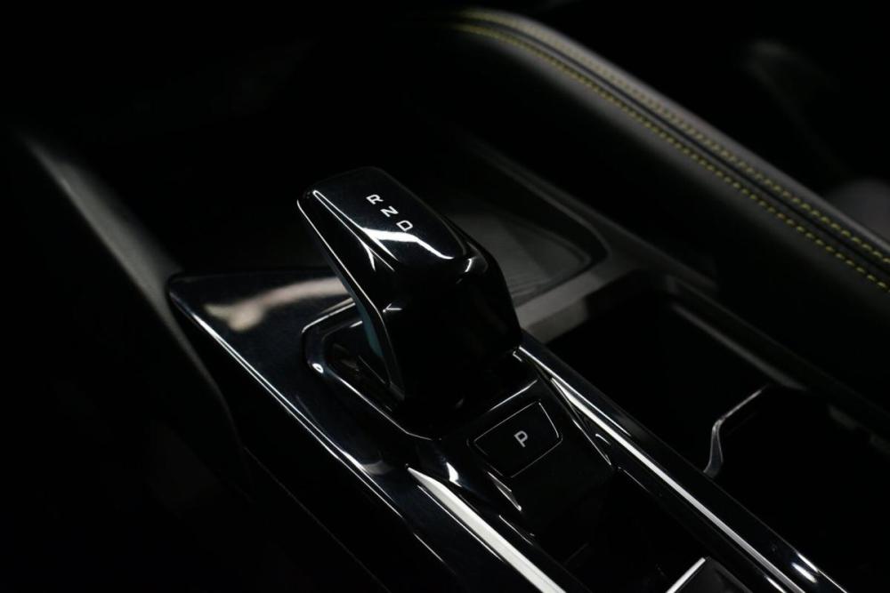 Geely Coolray I Рестайлинг Крым  - изображение 12